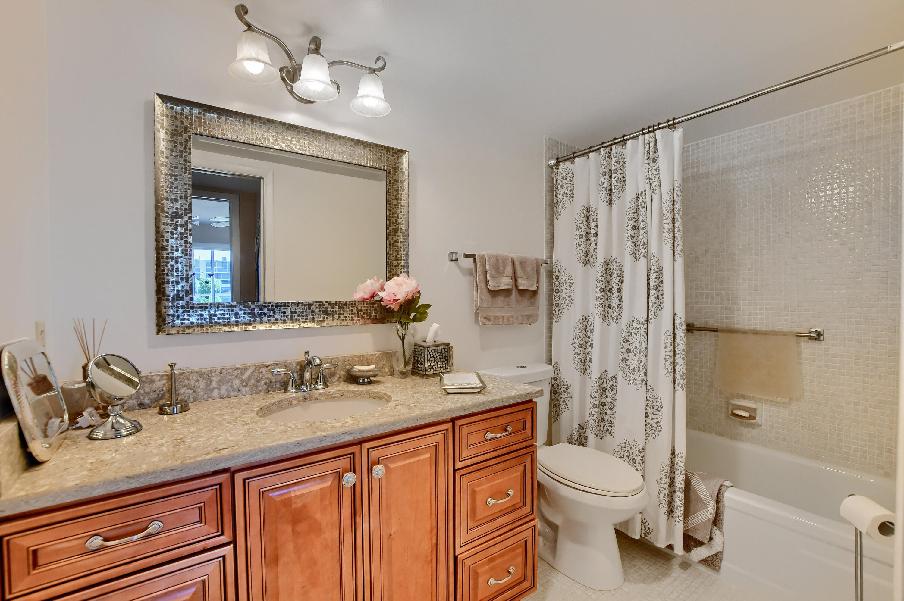 2033 Newcastle B Boca Raton, FL 33434 - Photo 10 of 20 EBF_1180-HDR(5)