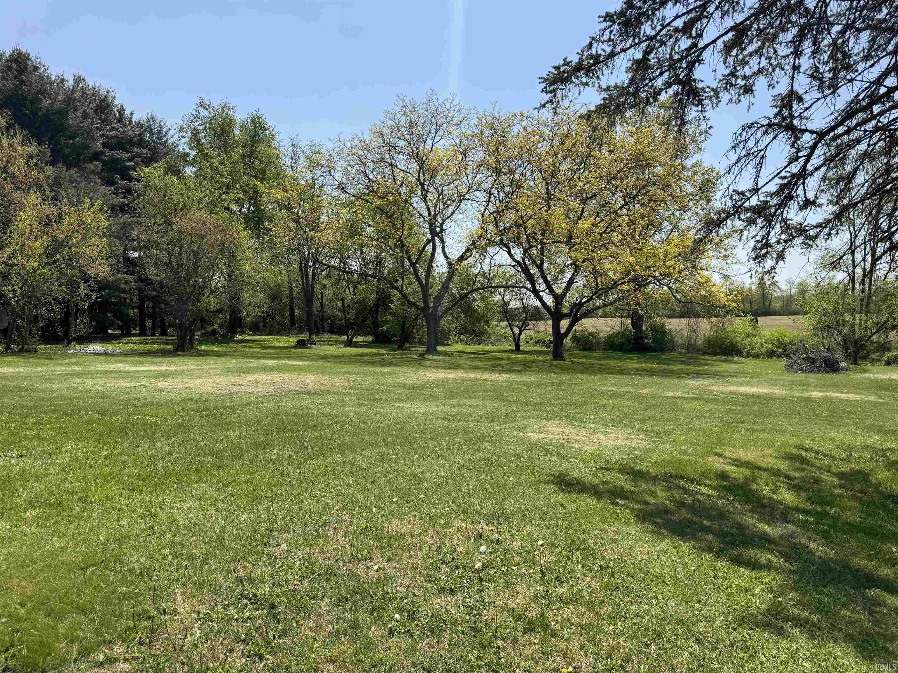 22160 Riley Road Lakeville, IN 46536 - Photo 5 of 25 Gallery Image 5
