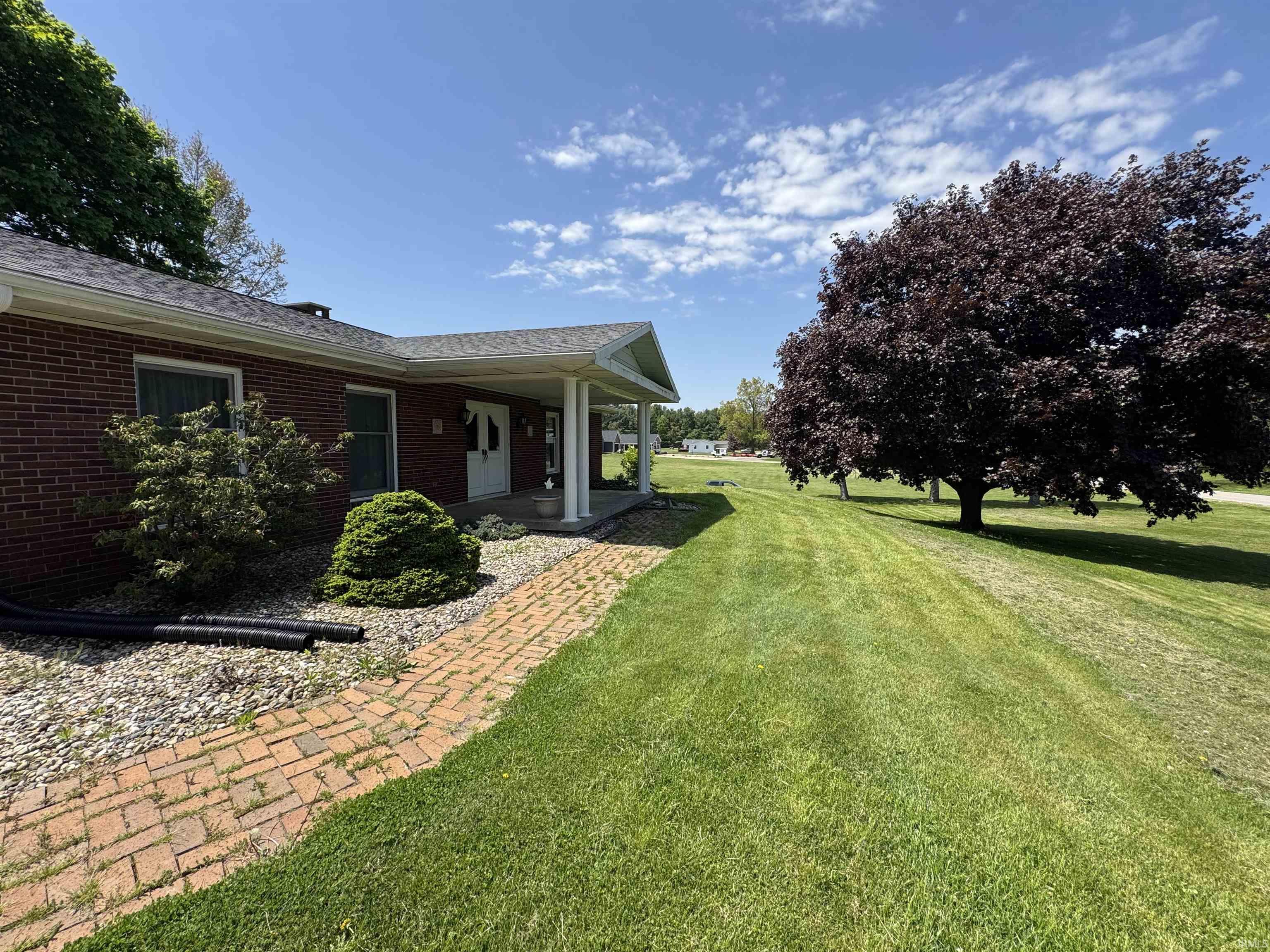 22160 Riley Road Lakeville, IN 46536 - Photo 8 of 25 Gallery Image 8