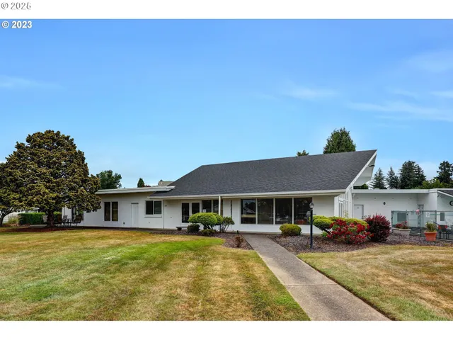 $209,500 | 864 Northeast Fleming Avenue, Gresham, OR 97030