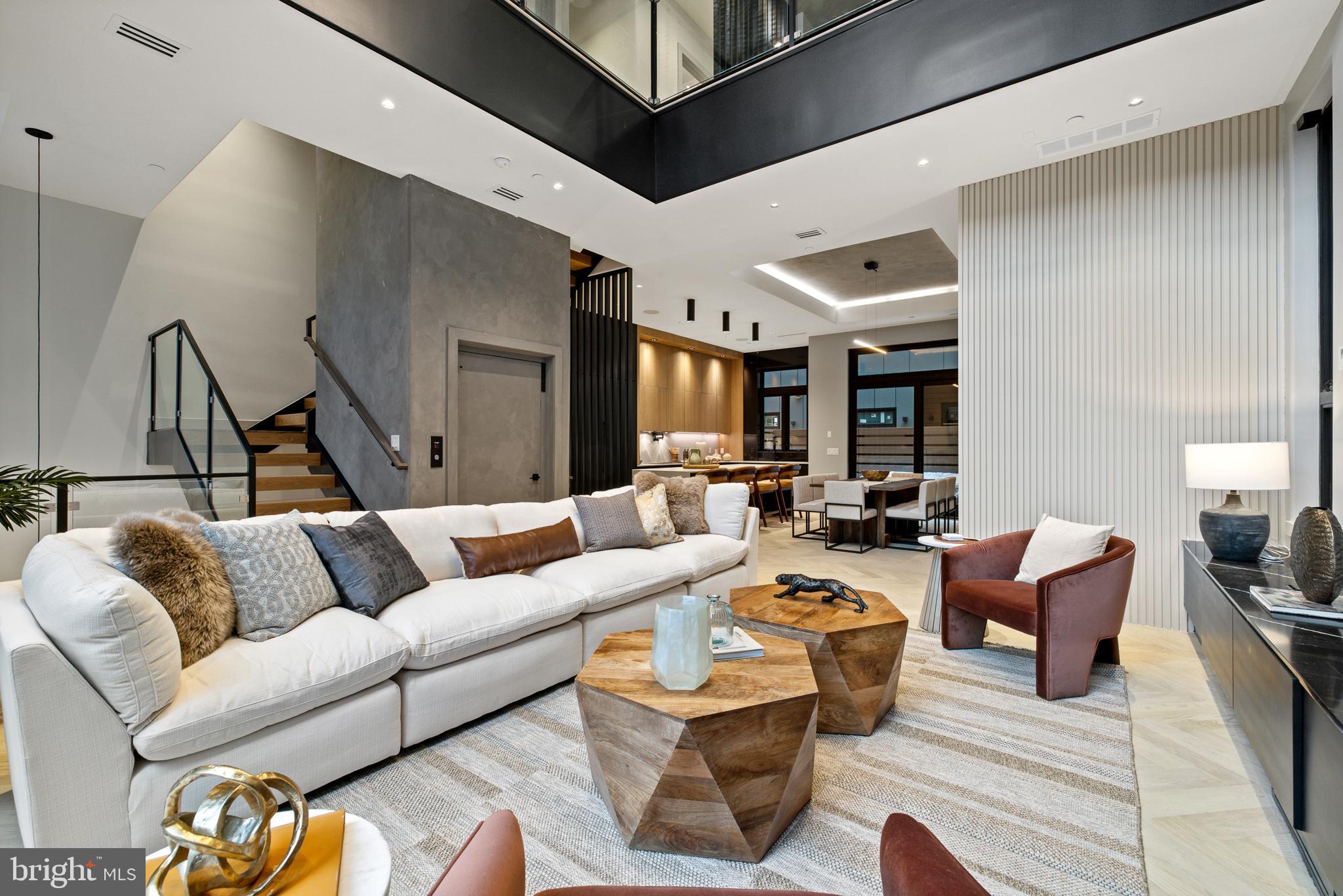 110 South Bonsall St  