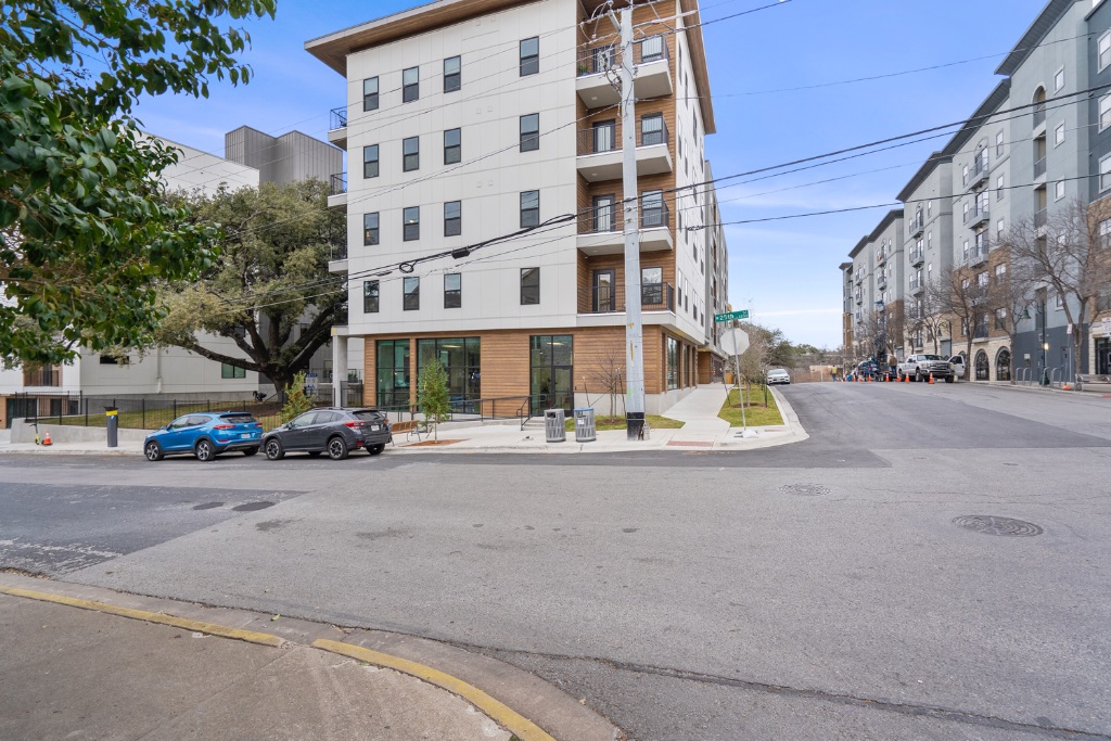 2500 Longview Street, Unit 105 Austin, TX 78705 - Photo 23 of 24