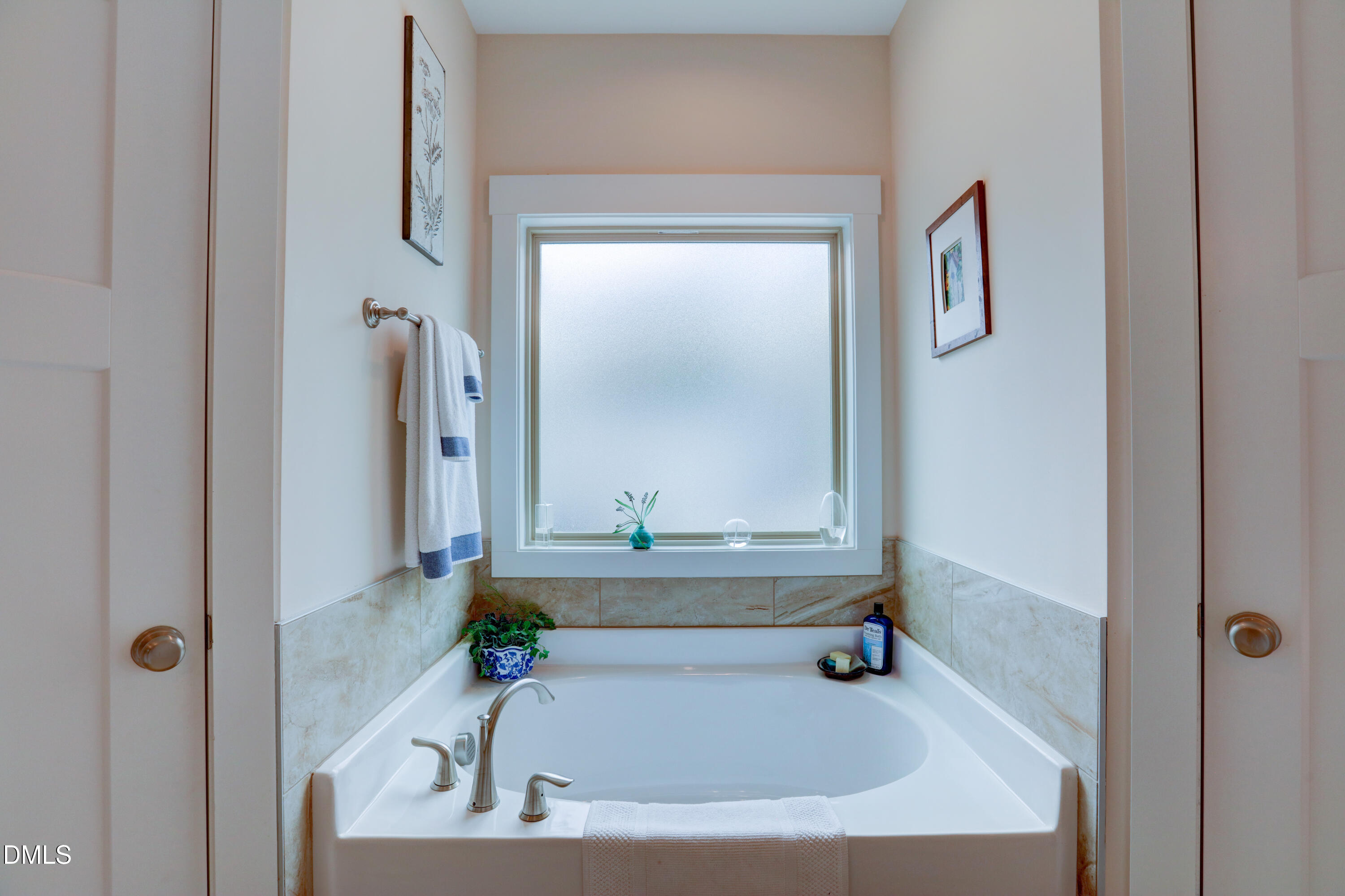 15 Old Eason Road Zebulon, NC 27597 - Photo 22 of 43 Primary bath