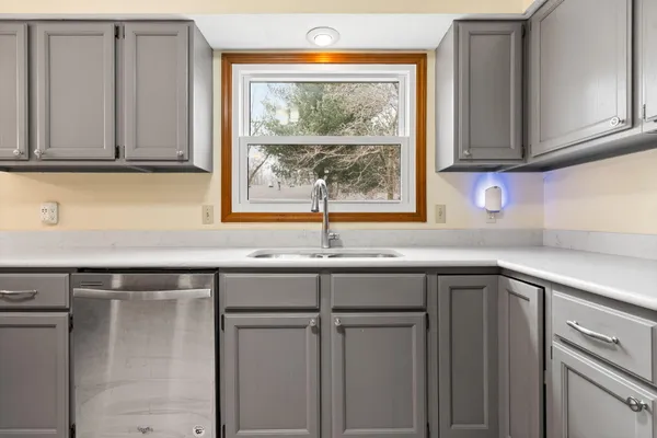 $380,000 | 1284 Brandywine Street, Temperance, MI 48182