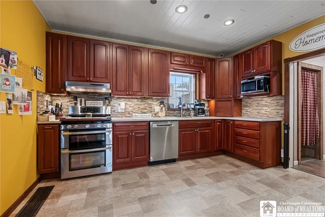 $325,000 | 9065 Highway 474, French Creek, NY 14724