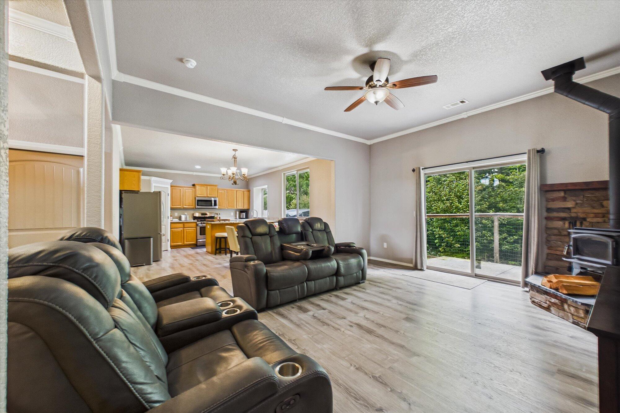 170 Shadowbrook Street Loleta, CA 95551 - Photo 9 of 38