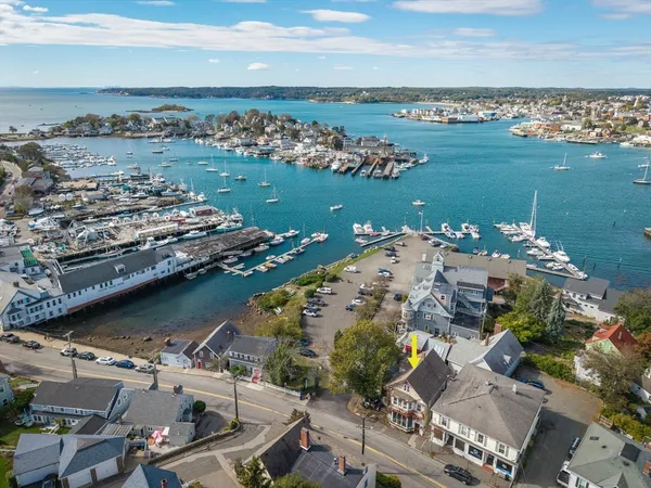 $325,000 | 197 East Main Street, Unit 1, Gloucester, MA 01930