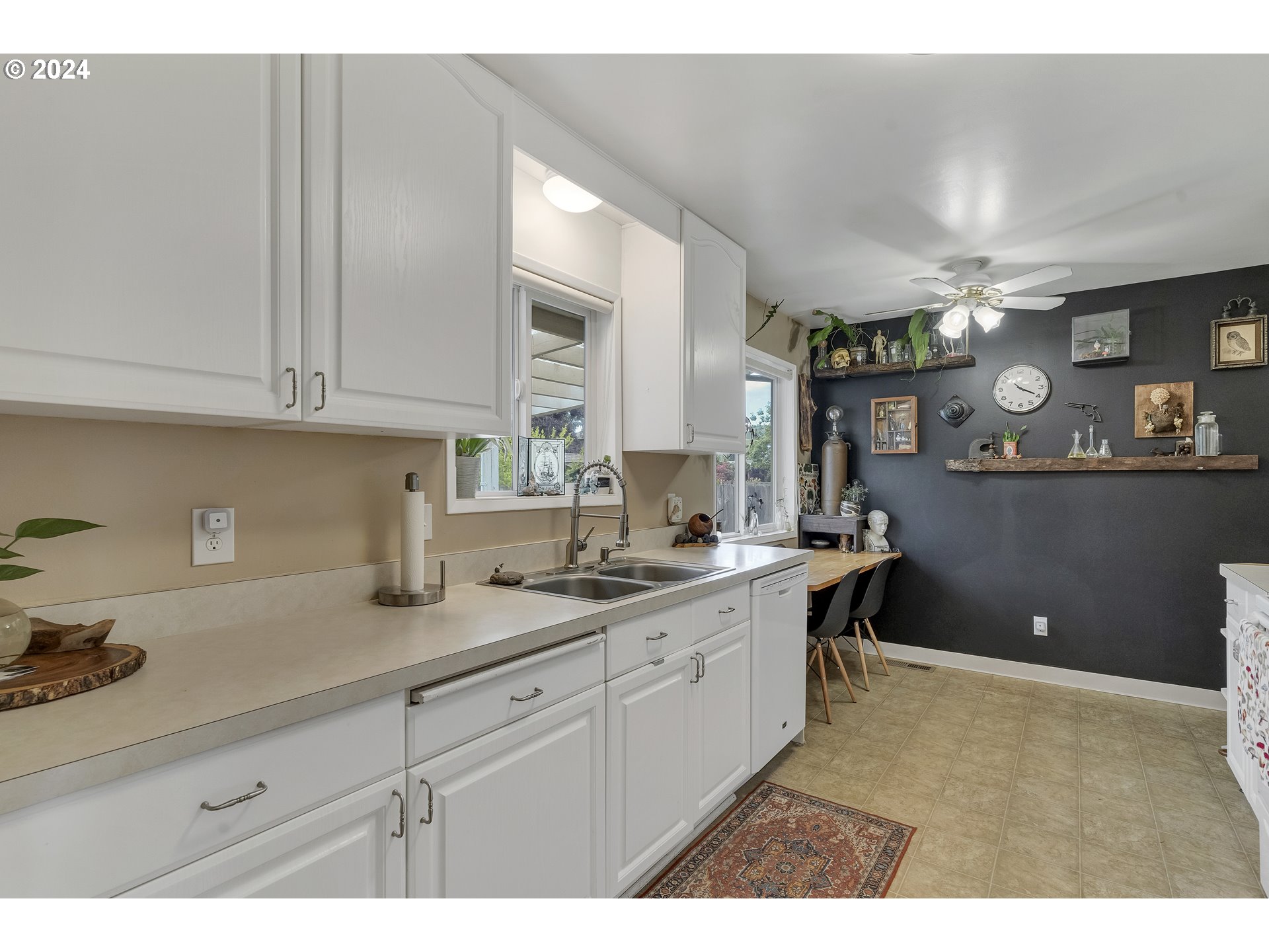 763 Oregon Way Woodburn, OR 97071 - Photo 10 of 28 Gallery Image 10