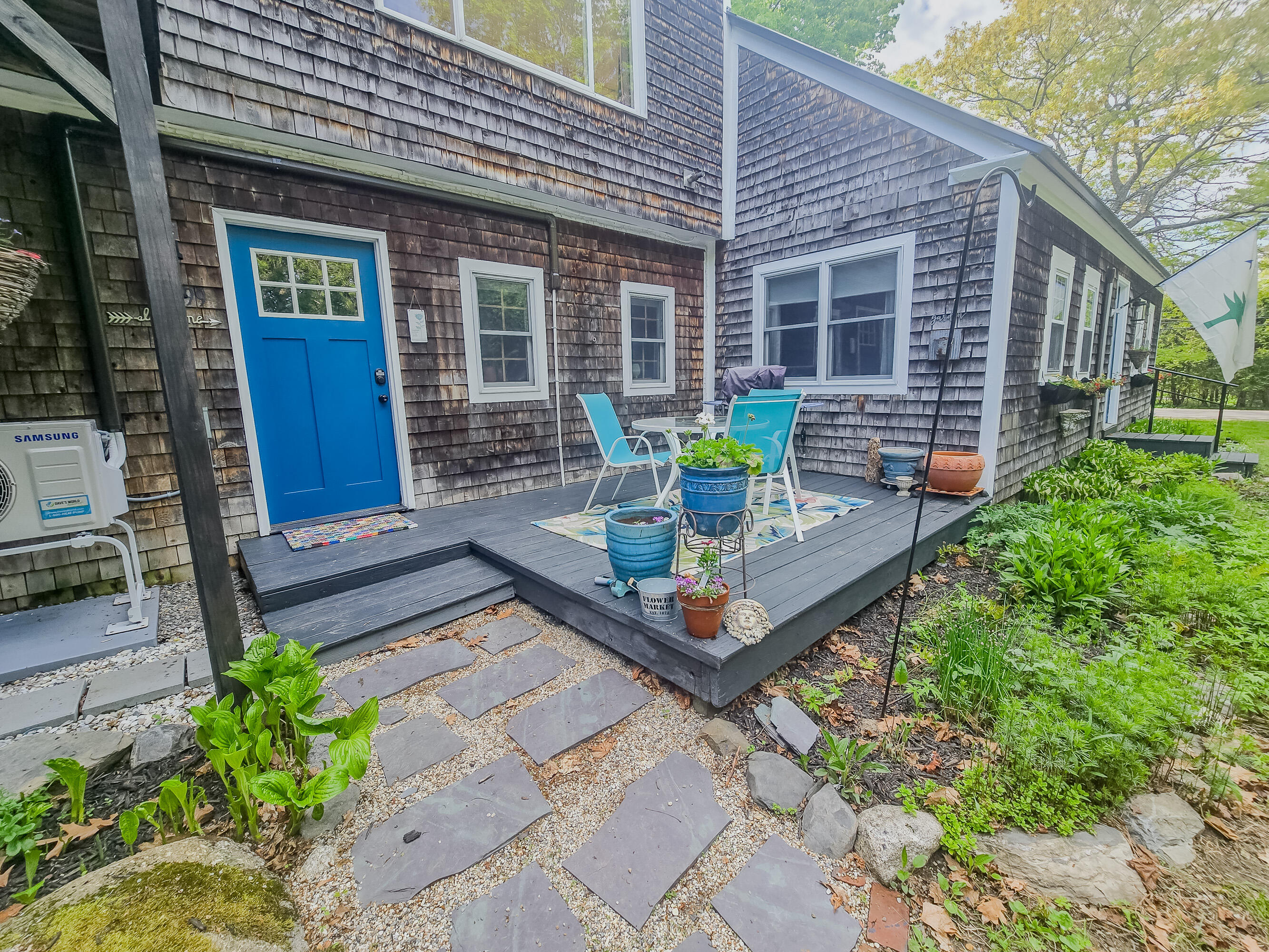 99 Kennebec Road Hampden, ME 04444 - Photo 8 of 81 8