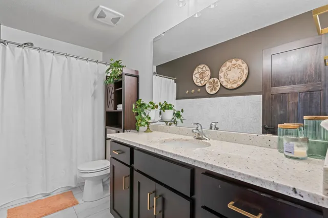 $445,000 | 600 Mulligan Drive, Zumbrota, MN 55992