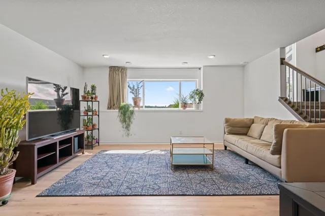 $445,000 | 600 Mulligan Drive, Zumbrota, MN 55992