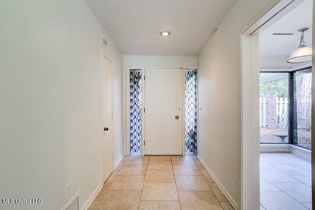 3809 Montrose Circle Jackson, MS 39216 - Photo 5 of 23 B51C388B-5379-4400-A007-B8E362BDAC0D