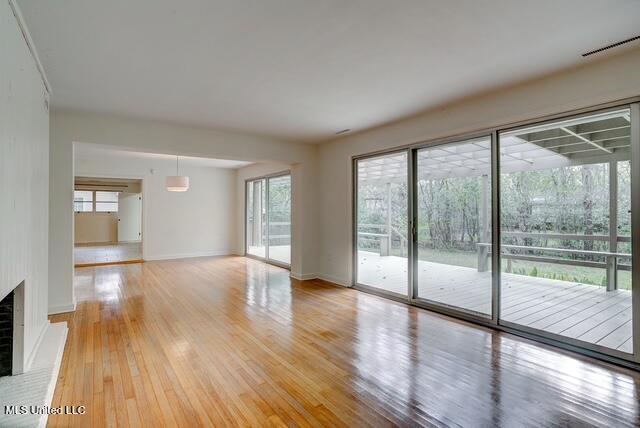 3809 Montrose Circle Jackson, MS 39216 - Photo 7 of 23 5DC9BAC3-B85E-42F7-909C-7A58CC2B1E42