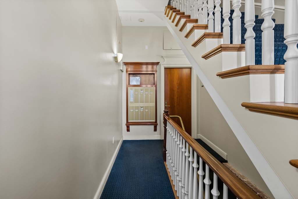 421 Hanover Street, Unit 23 Boston, MA 02113 - Photo 12 of 15