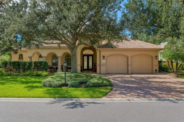 $1,195,000 | 6914 Stanhope Place, University Park, FL 34201