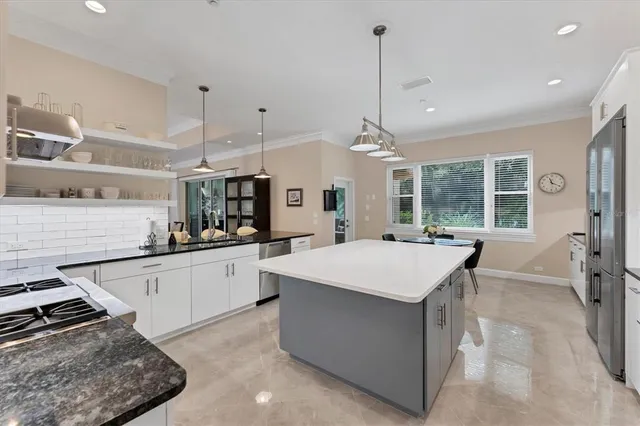 $1,195,000 | 6914 Stanhope Place, University Park, FL 34201