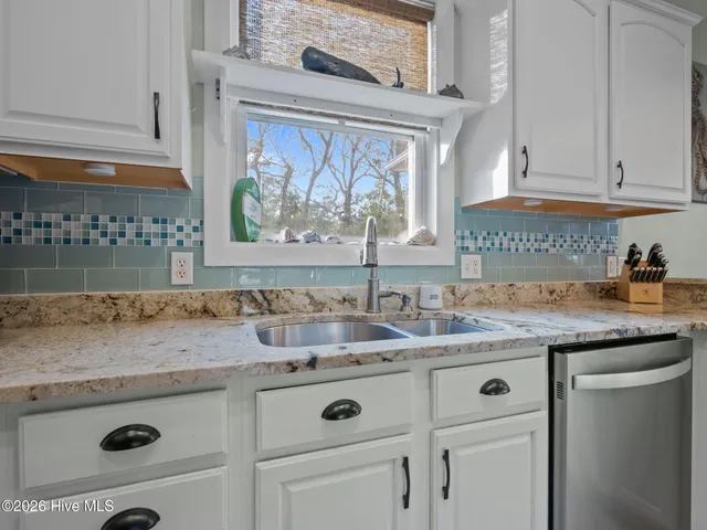 $988,000 | 9804 Heath Place, Emerald Isle, NC 28594