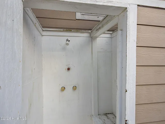 $988,000 | 9804 Heath Place, Emerald Isle, NC 28594