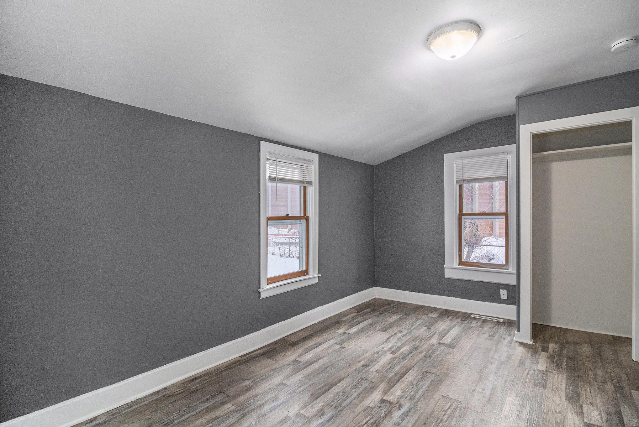 694 Wilson Avenue St. Paul, MN 55106 - Photo 15 of 36