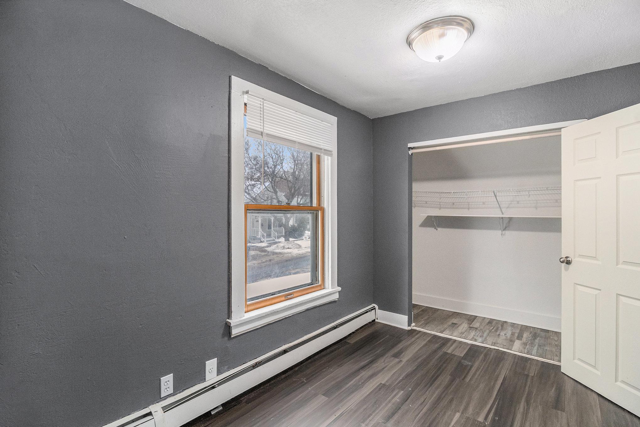 694 Wilson Avenue St. Paul, MN 55106 - Photo 26 of 36