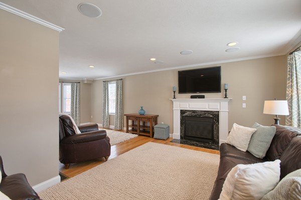 28 Barn Road Dracut, MA 01826 - Photo 13 of 26 Gallery Image 13