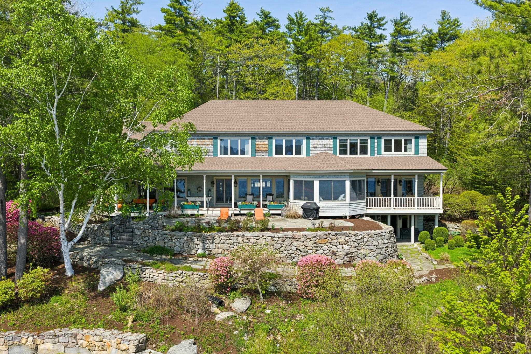 80 Parker Island Road Wolfeboro, NH 03894 - Photo 3 of 46