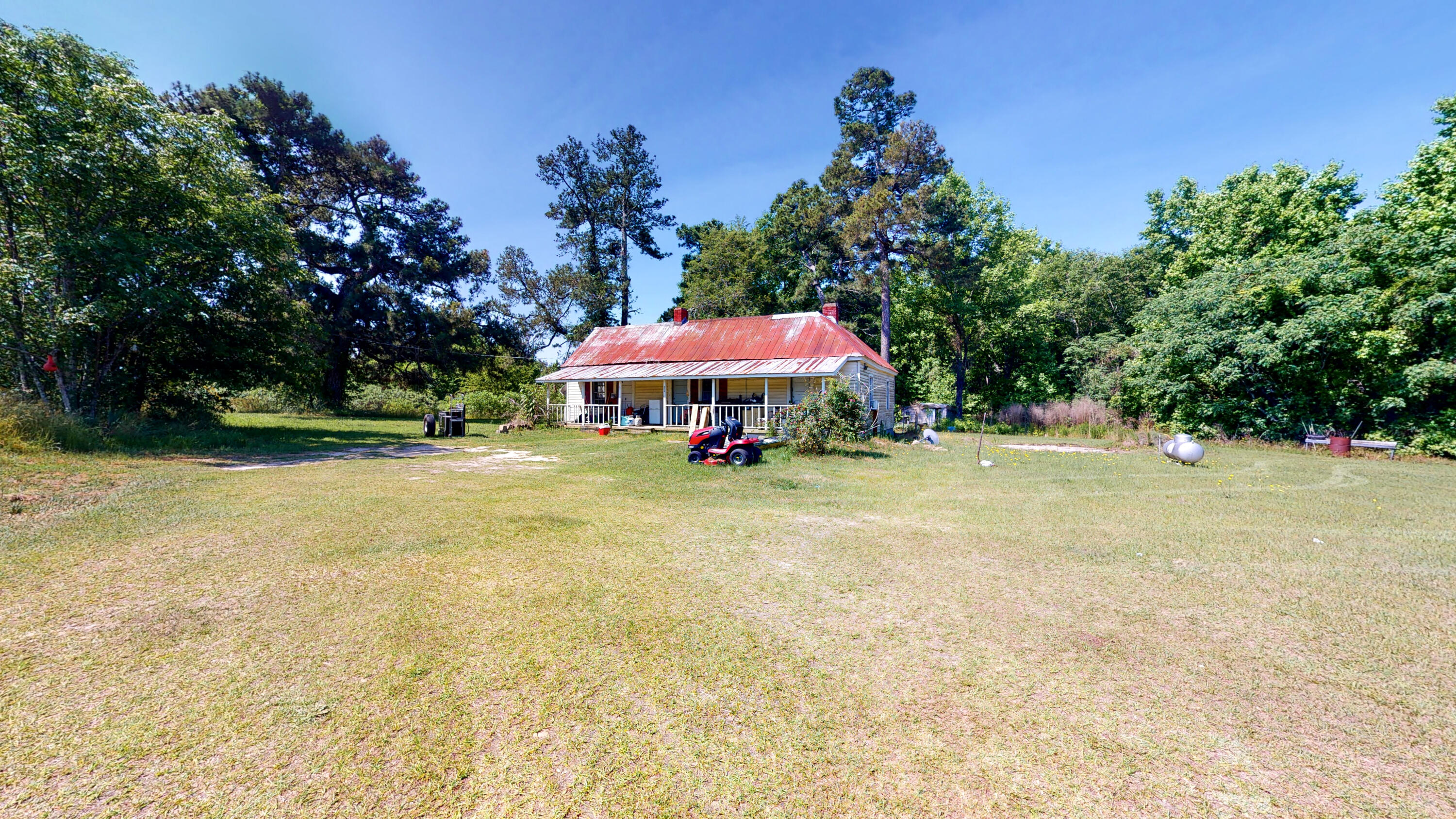 260 Holmes Pond Road Johnston, SC 29832 - Photo 4 of 16