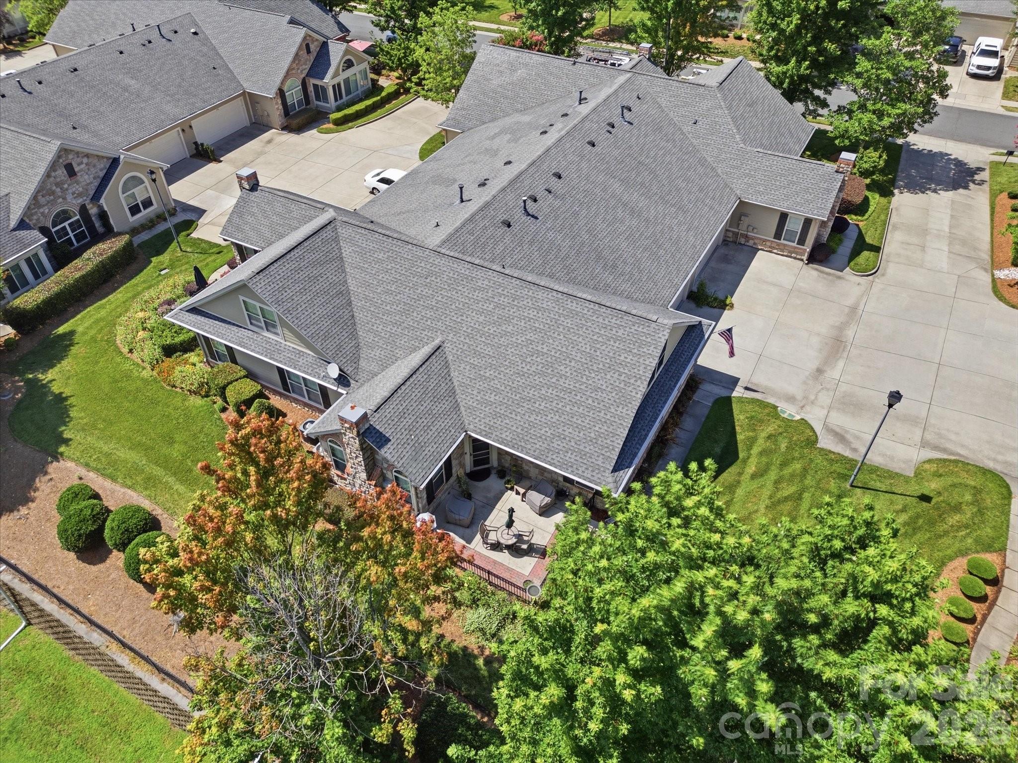 868 Ledgestone Court Tega Cay, SC 29708 - Photo 30 of 32 Gallery Image 30