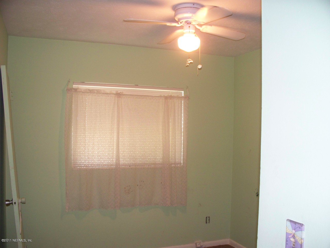 5752 Rover Drive Jacksonville, FL 32244 - Photo 9 of 16 a view of a bathroom