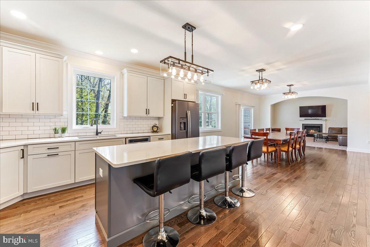 321 Middletown Road Media, PA 19063 - Photo 5 of 55