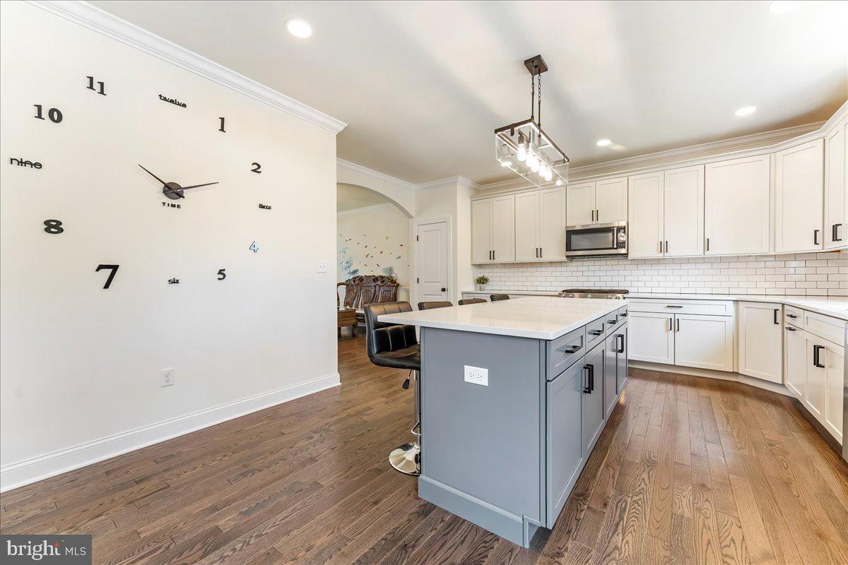 321 Middletown Road Media, PA 19063 - Photo 6 of 55