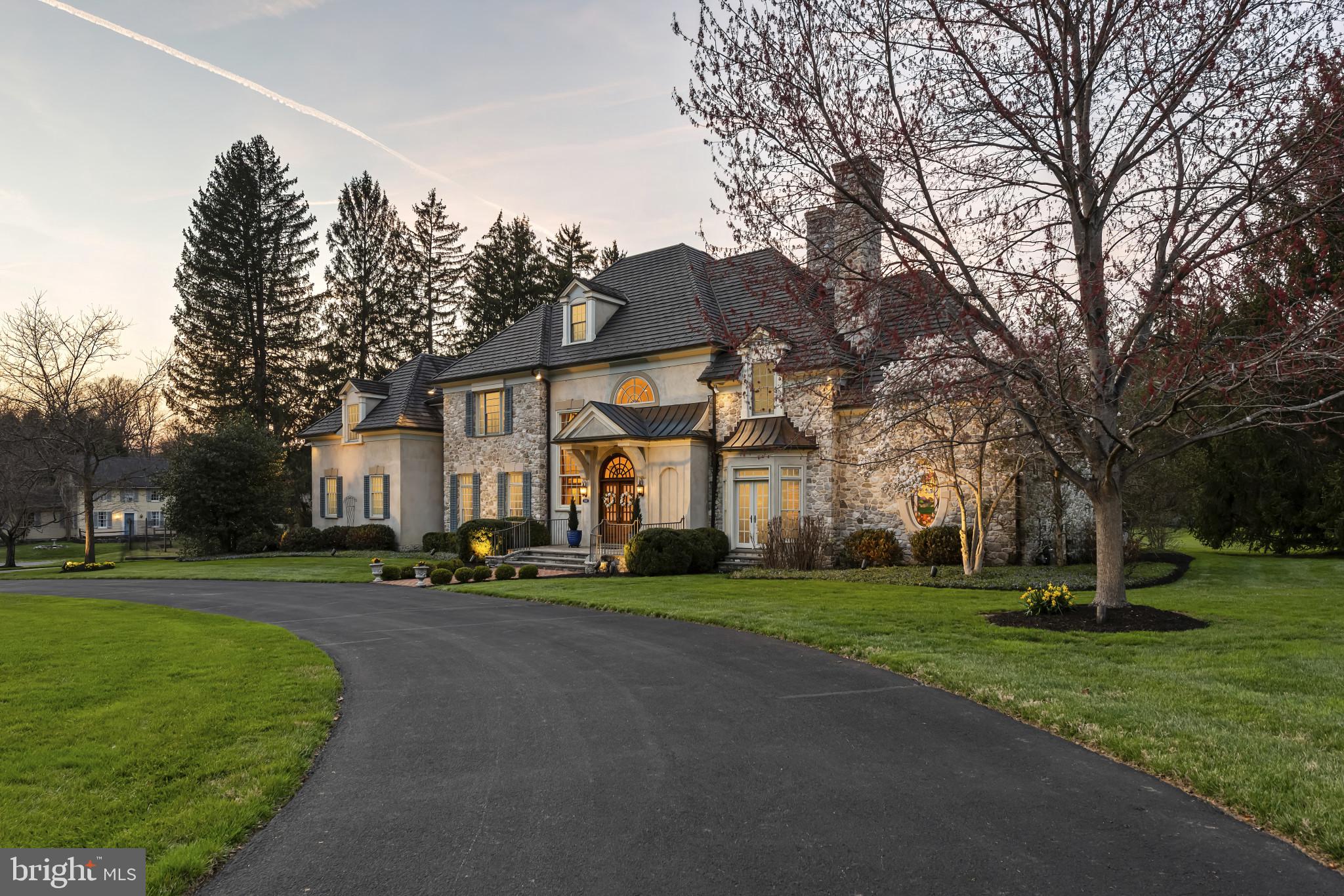 7810 Ruxwood Road Ruxton, MD 21204 - Photo 2 of 94 Circular drive