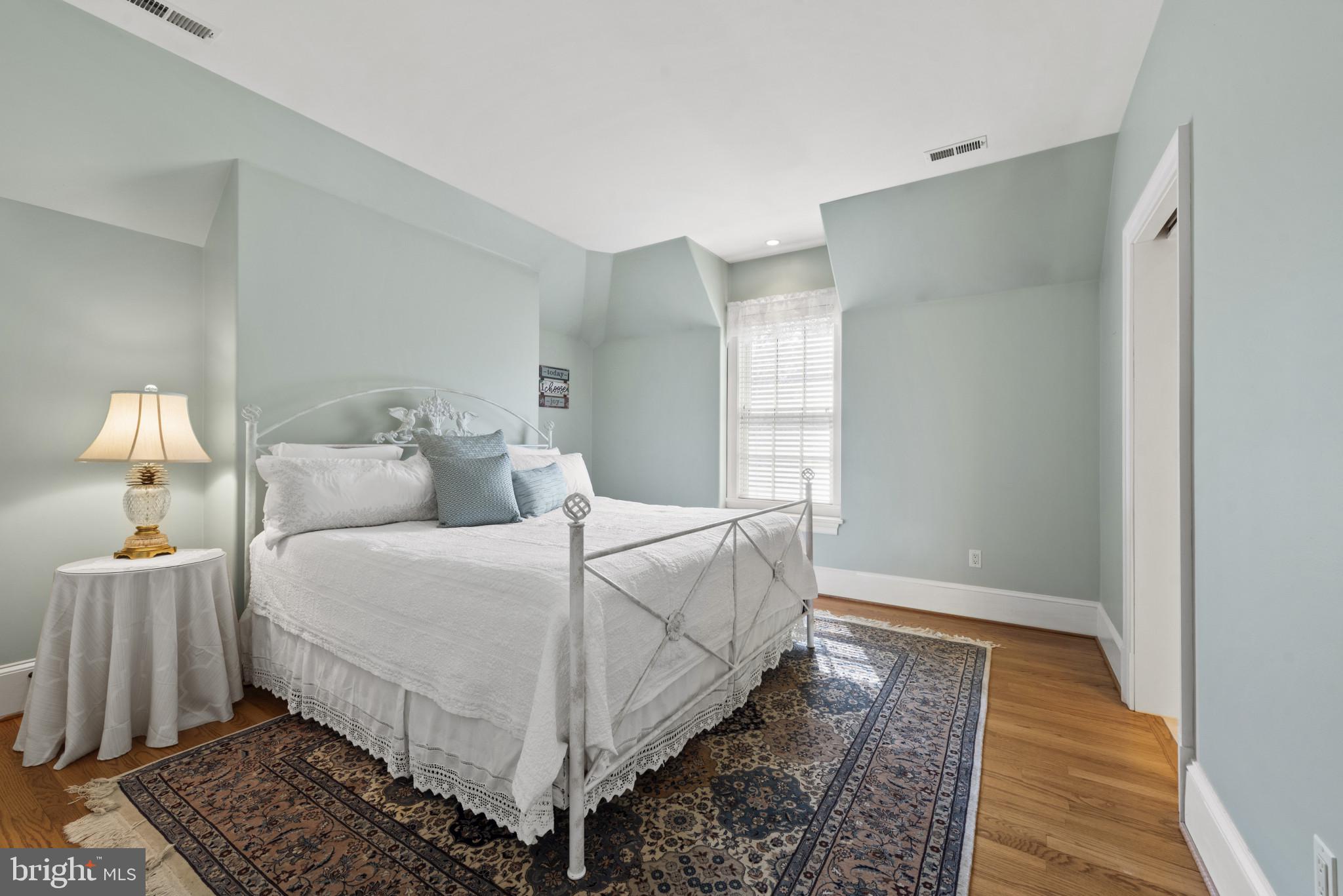 7810 Ruxwood Road Ruxton, MD 21204 - Photo 58 of 94 Bedroom with walk-in closet