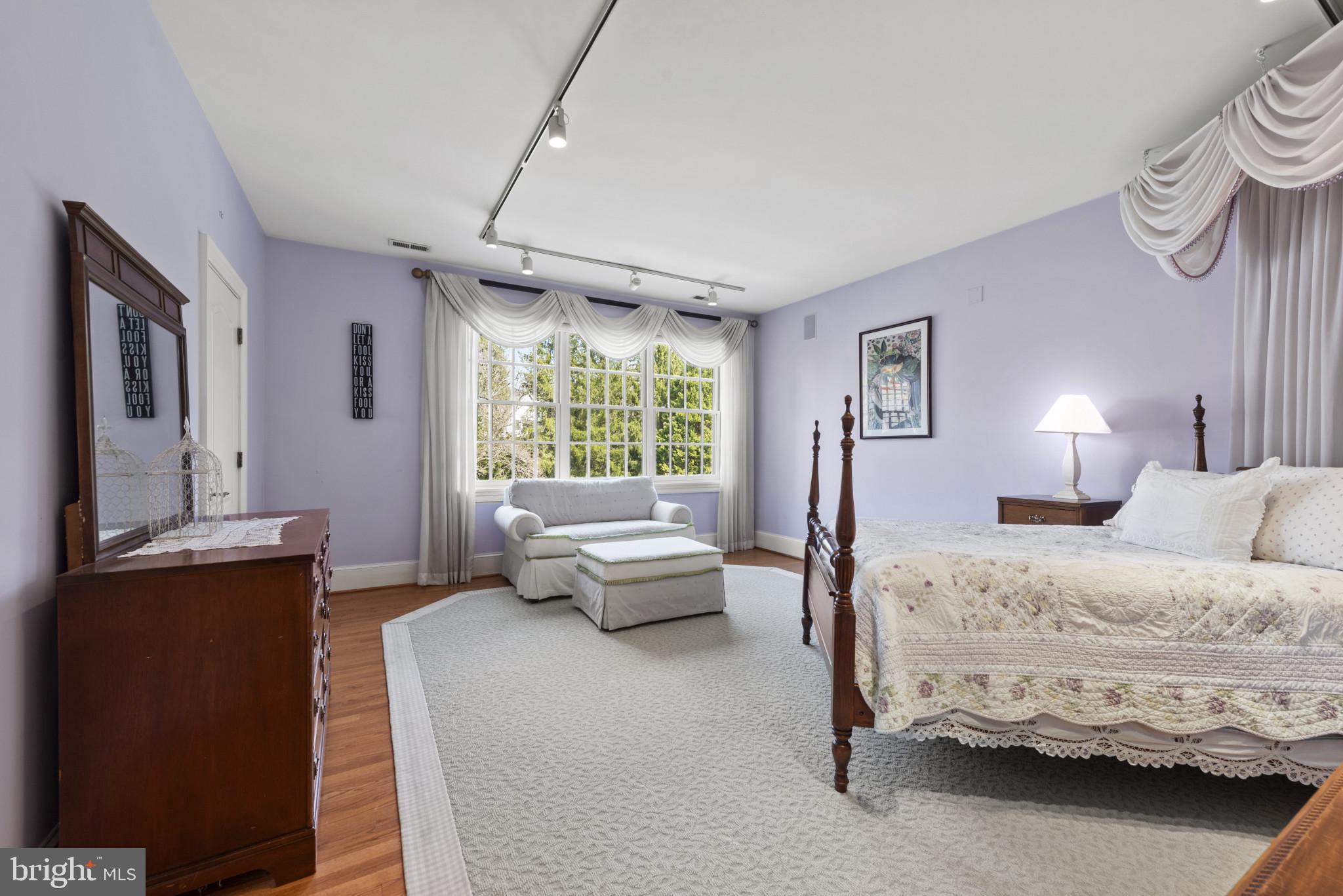 7810 Ruxwood Road Ruxton, MD 21204 - Photo 61 of 94 Bedroom with walk-in closet