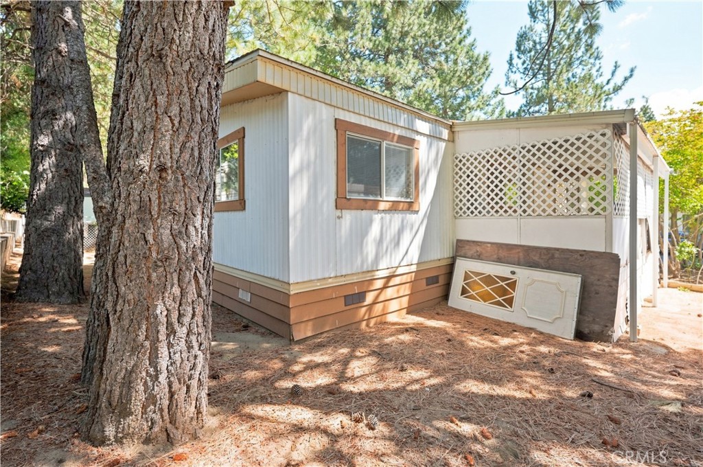 22899 Byron Road, Unit 31 Crestline, CA 92325 - Photo 34 of 36 Gallery Image 34