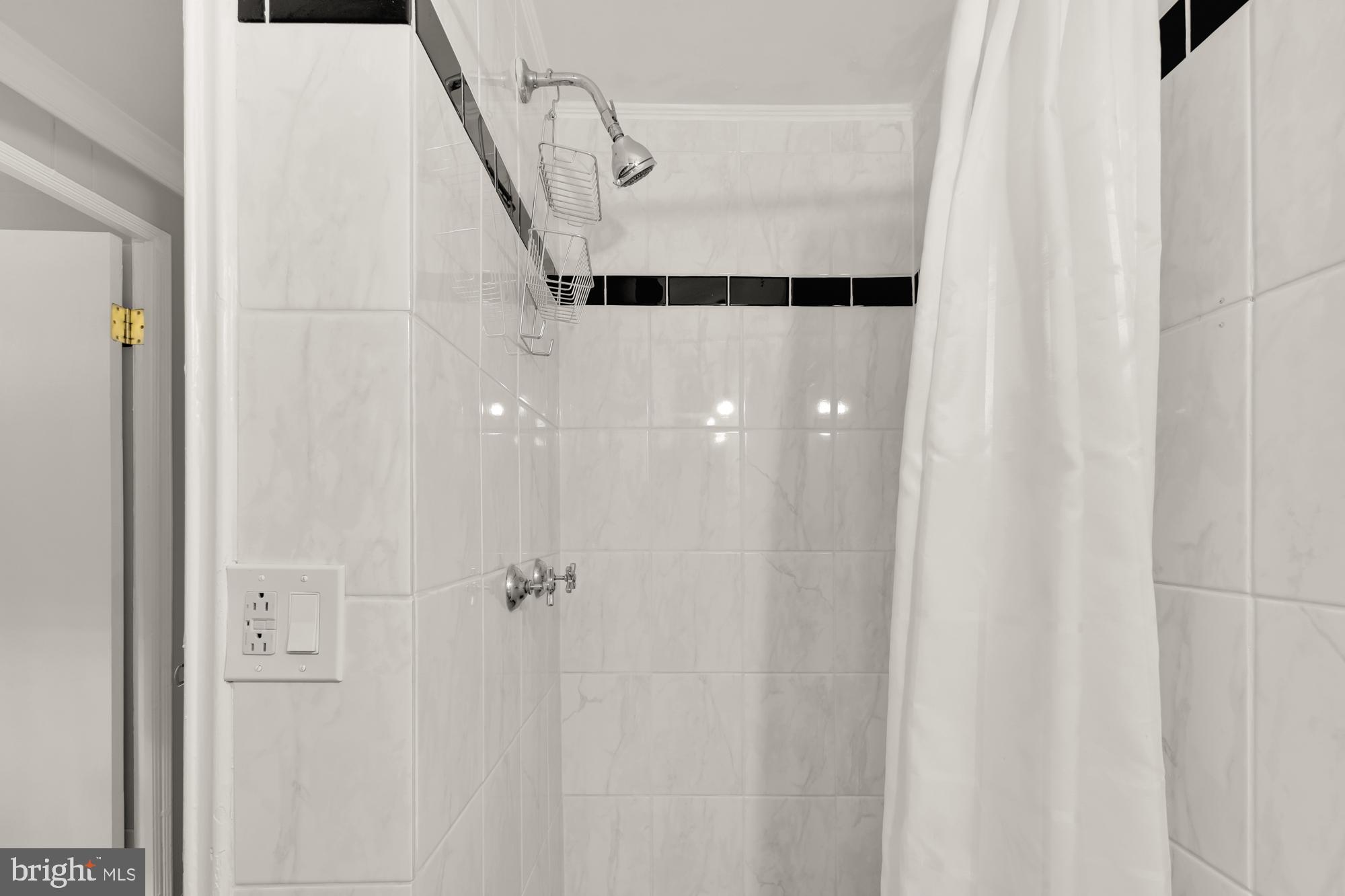 2127 Tunlaw Road Northwest Washington, DC 20007 - Photo 10 of 45 Gallery Image 10