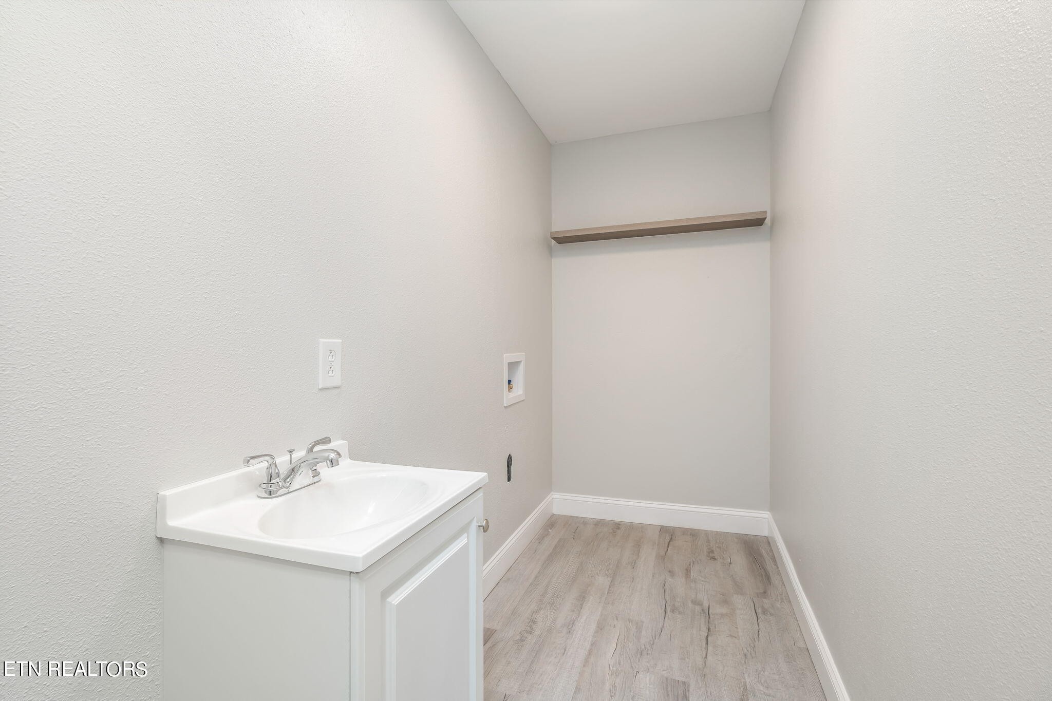 218 Oakmont Road Bean Station, TN 37708 - Photo 23 of 32 Gallery Image 23