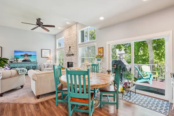 $699,000 | 809 Maple Drive, Mount Horeb, WI 53572
