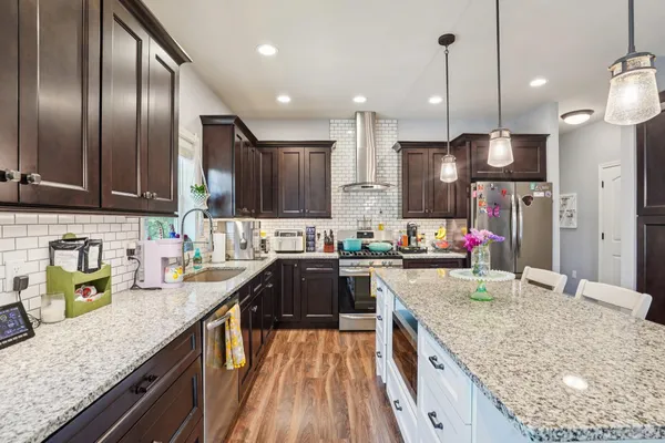 $699,000 | 809 Maple Drive, Mount Horeb, WI 53572