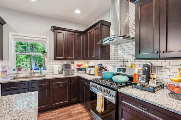 $699,000 | 809 Maple Drive, Mount Horeb, WI 53572