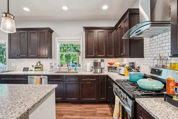 $699,000 | 809 Maple Drive, Mount Horeb, WI 53572