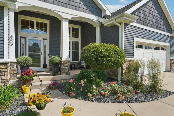 $699,000 | 809 Maple Drive, Mount Horeb, WI 53572