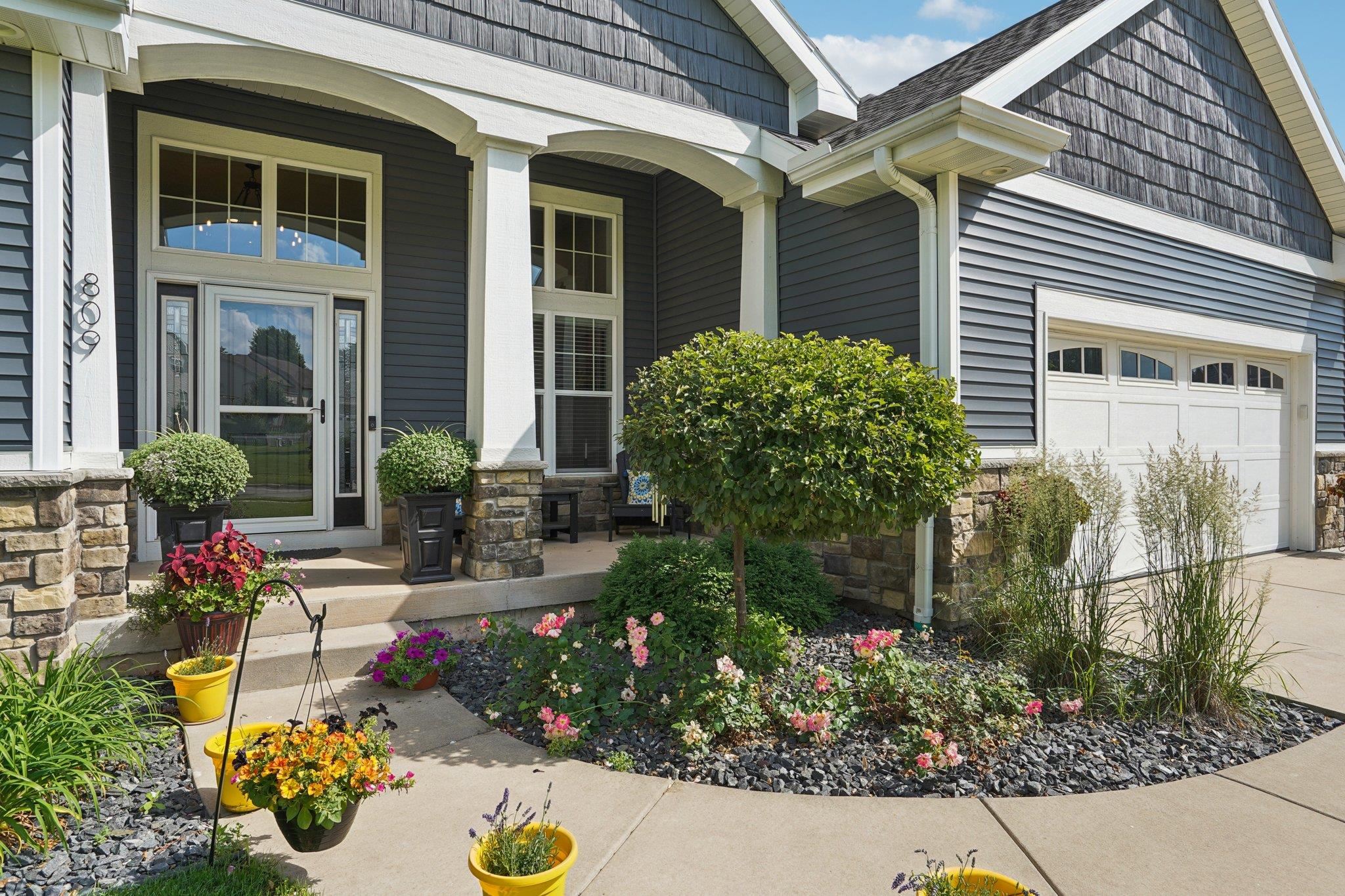 809 Maple Drive Mount Horeb, WI 53572 - Photo 3 of 71