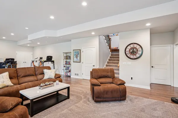 $699,000 | 809 Maple Drive, Mount Horeb, WI 53572