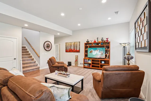 $699,000 | 809 Maple Drive, Mount Horeb, WI 53572