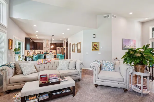 $699,000 | 809 Maple Drive, Mount Horeb, WI 53572