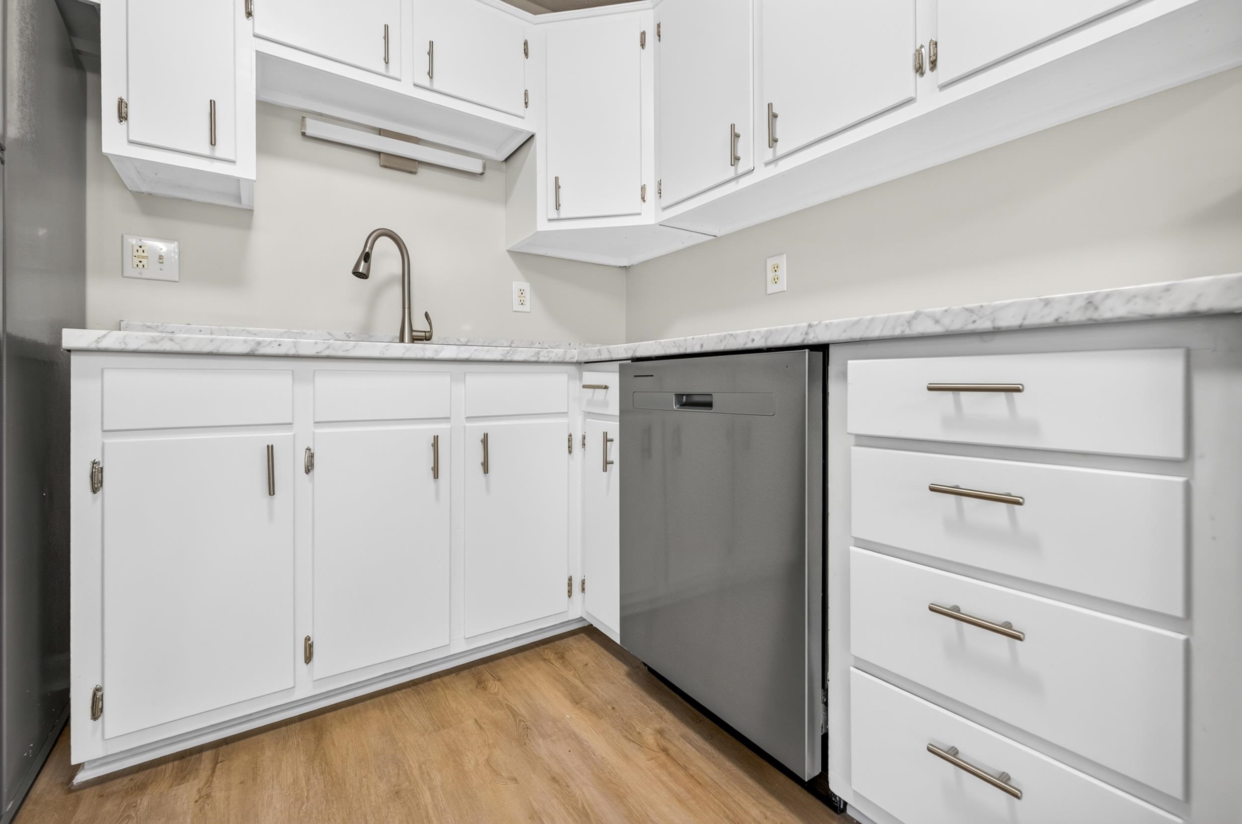 25 Westgate Road Verona, VA 24482 - Photo 6 of 40 Gallery Image 6