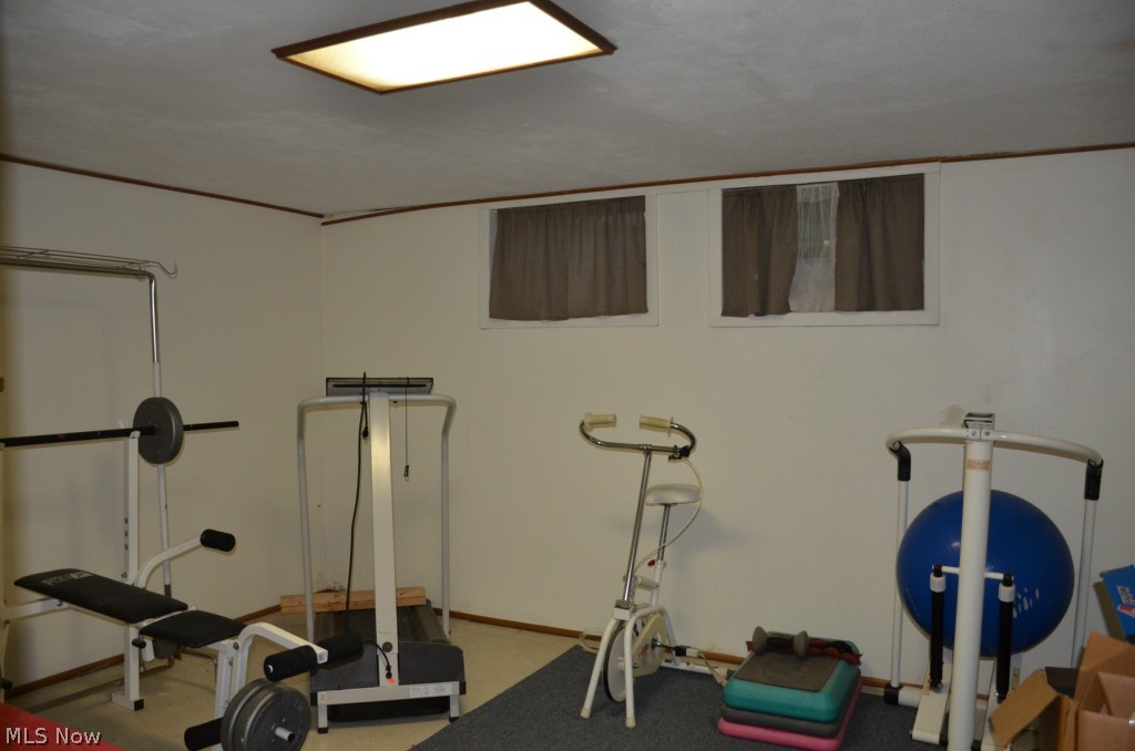 1564 Edgefield Road Lyndhurst, OH 44124 - Photo 20 of 22