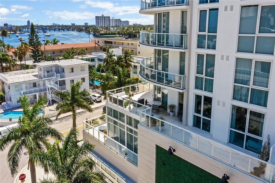 401 North Birch Road, Unit 400 Fort Lauderdale, FL 33304 - Photo 2 of 19 Photo 2