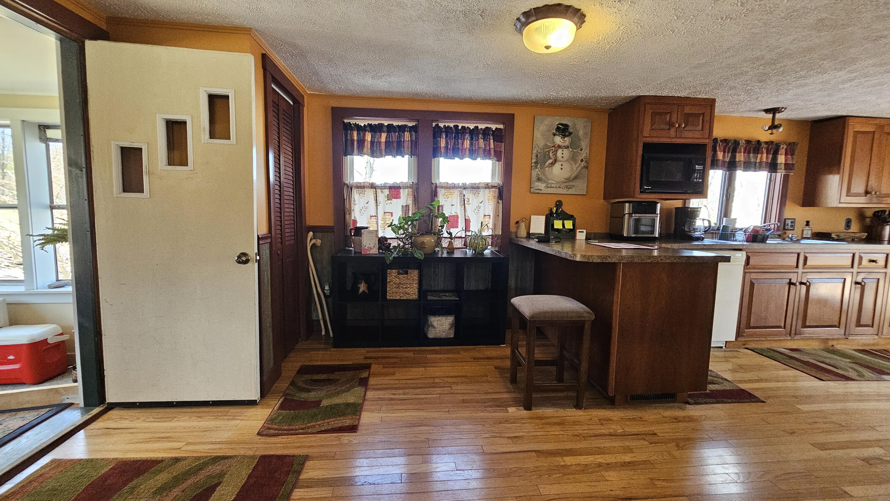 31 Church Street Turner, ME 04282 - Photo 6 of 41 Kitchen1